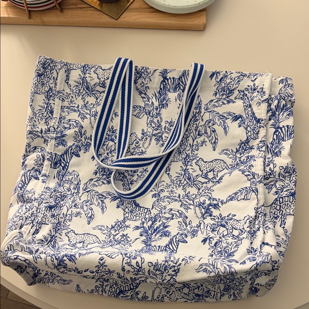 Lilly Pulitzer Blue and White Printed Canvas Tote Bag